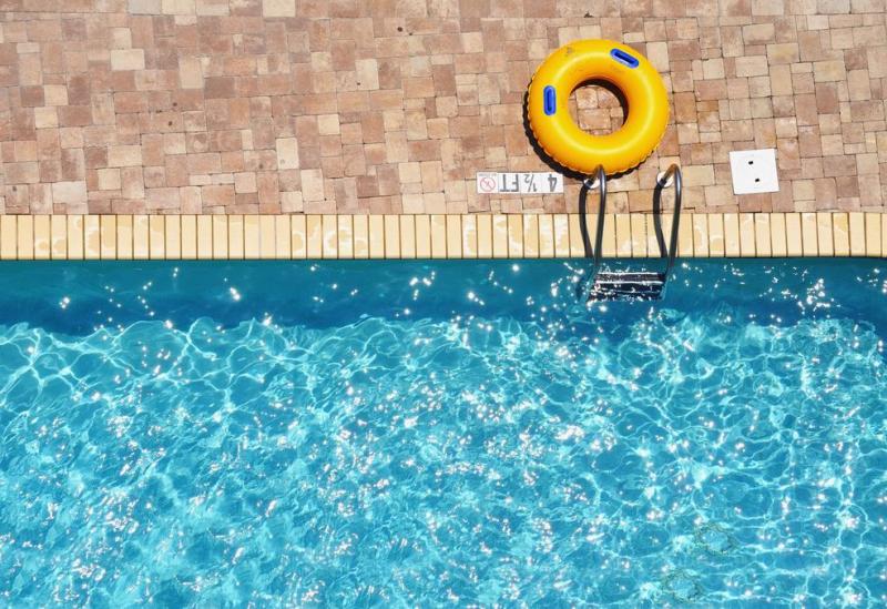Quand et comment faire r&eacute;parer sa piscine &agrave; Roye ?