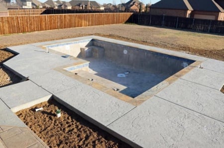 Piscine enterr&eacute;e ou coque, quelles &eacute;tapes pr&eacute;voir pour une construction r&eacute;ussie &agrave; H&eacute;ricourt ?